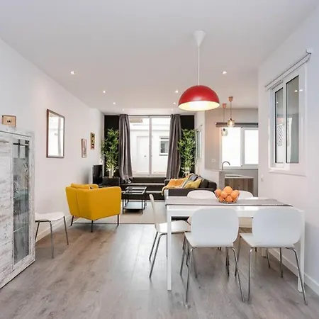 3 Bdr&terrace Close To Subway Lägenhet L'Hospitalet de Llobregat