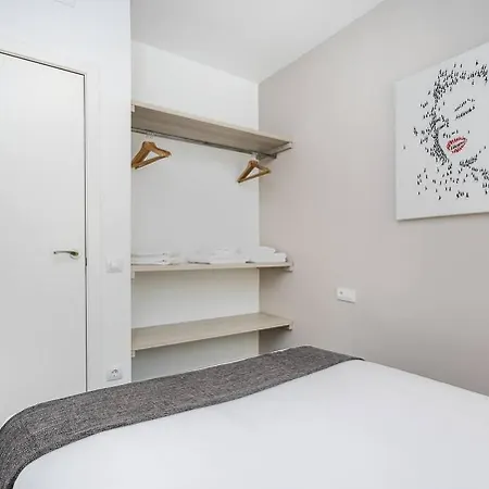 3 Bdr&terrace Close To Subway Lägenhet L'Hospitalet de Llobregat